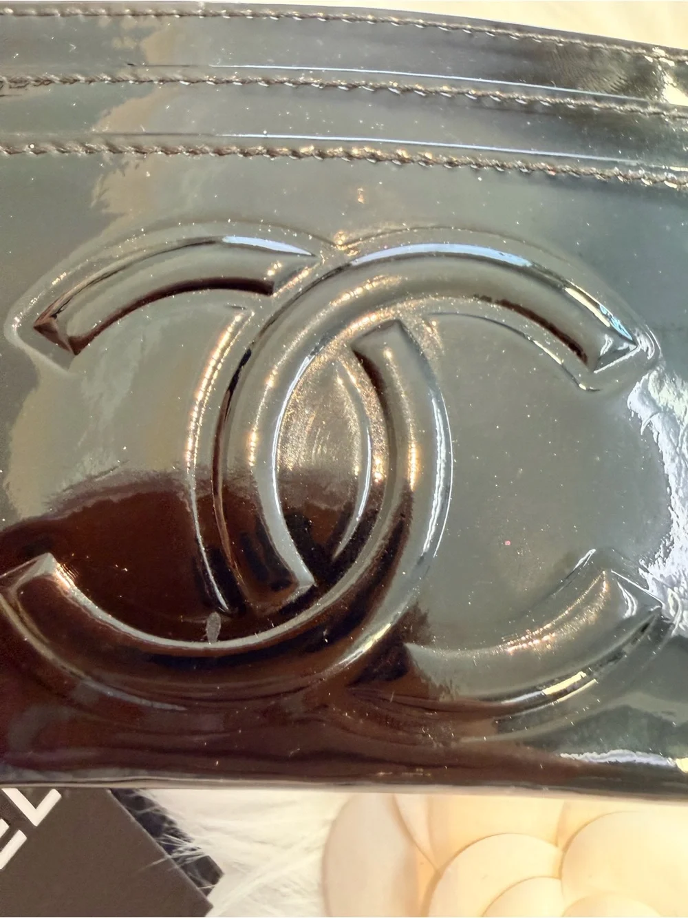 CHANEL Black Patent Leather CC Logo Card Holder